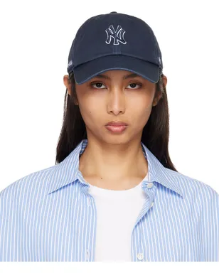 Sporty & Rich '47エディション Yankees Serif Outline キャップ - サムネイル1