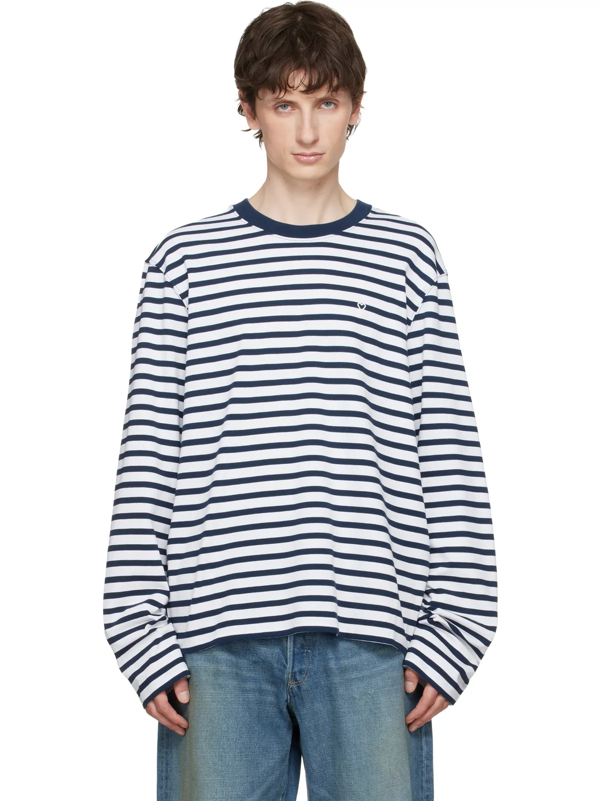 AMI Paris Mariniere 'Ami de Coeur' Tシャツ - 画像1