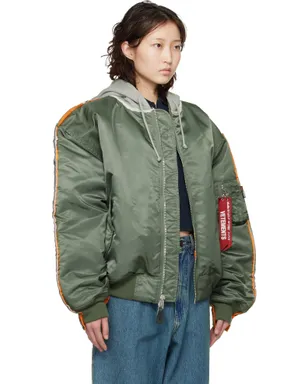 VETEMENTS Alpha Industriesエディション Attached Hood ボンバージャケット - サムネイル2