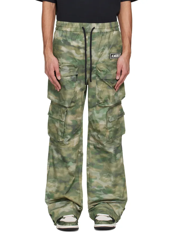 AMIRI AMIRI グリーン 迷彩 マルチポケット カーゴパンツの商品画像