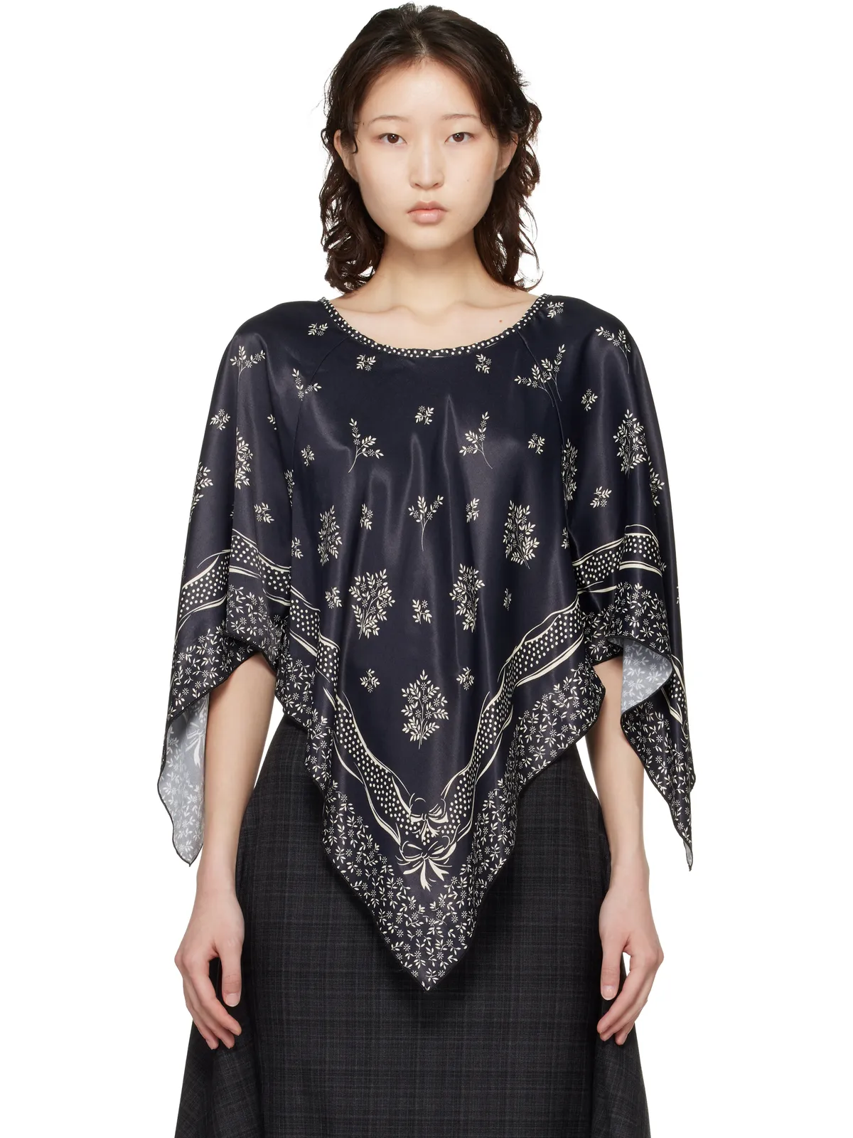 Anna Sui Ribbon Handkerchief Satin Print ポンチョ - 画像1